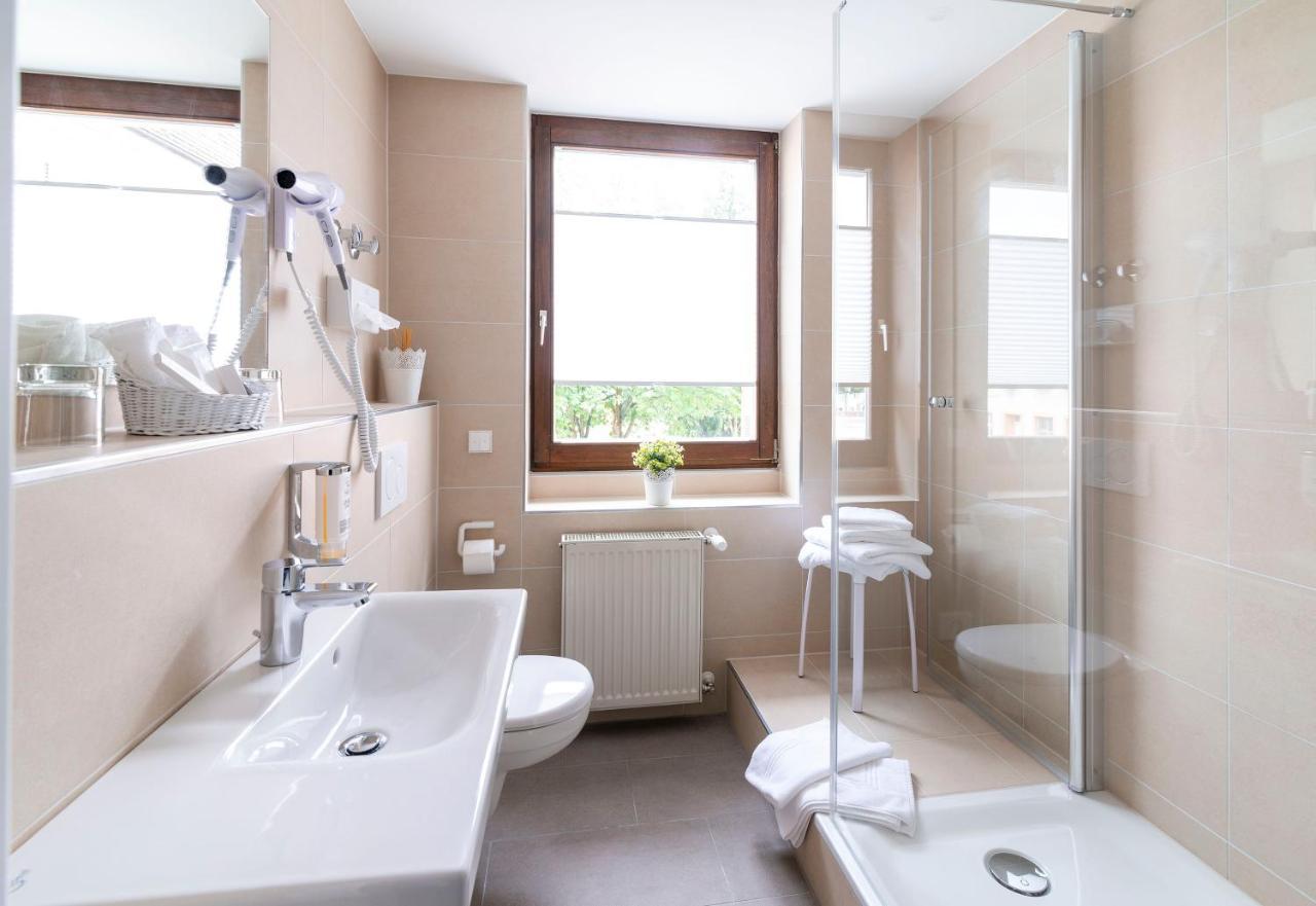 Hotel Adler Post Schwetzingen Zewnętrze zdjęcie