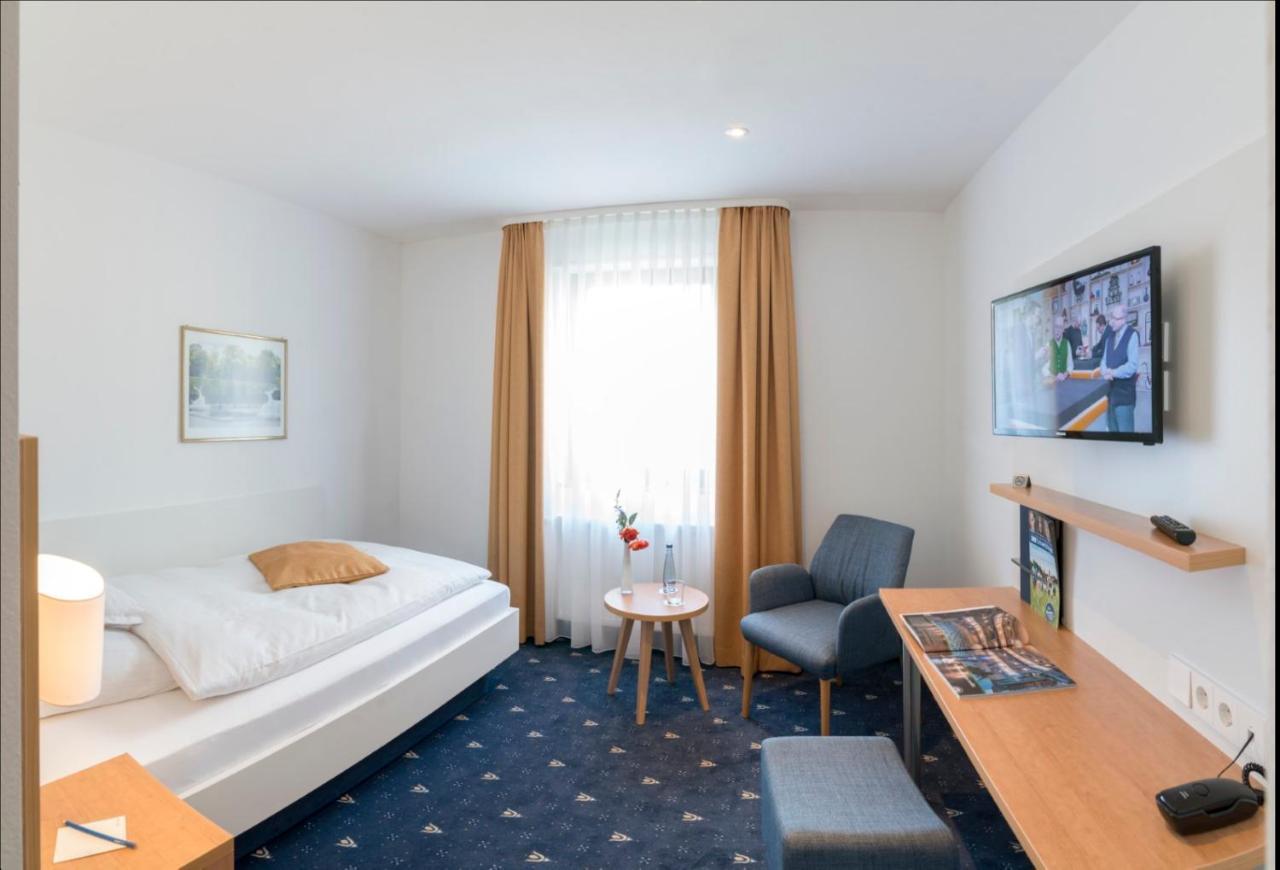 Hotel Adler Post Schwetzingen Zewnętrze zdjęcie