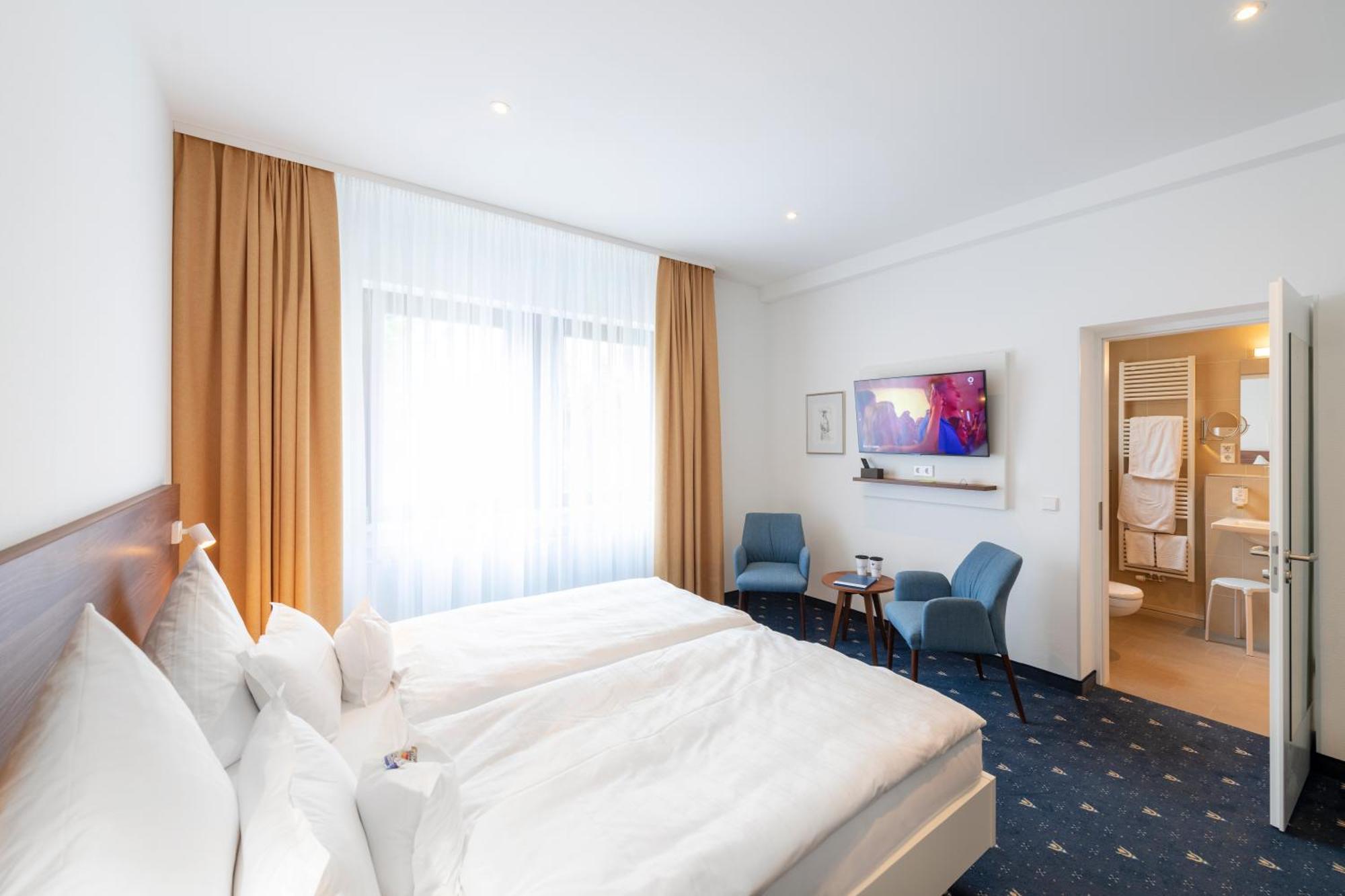 Hotel Adler Post Schwetzingen Zewnętrze zdjęcie