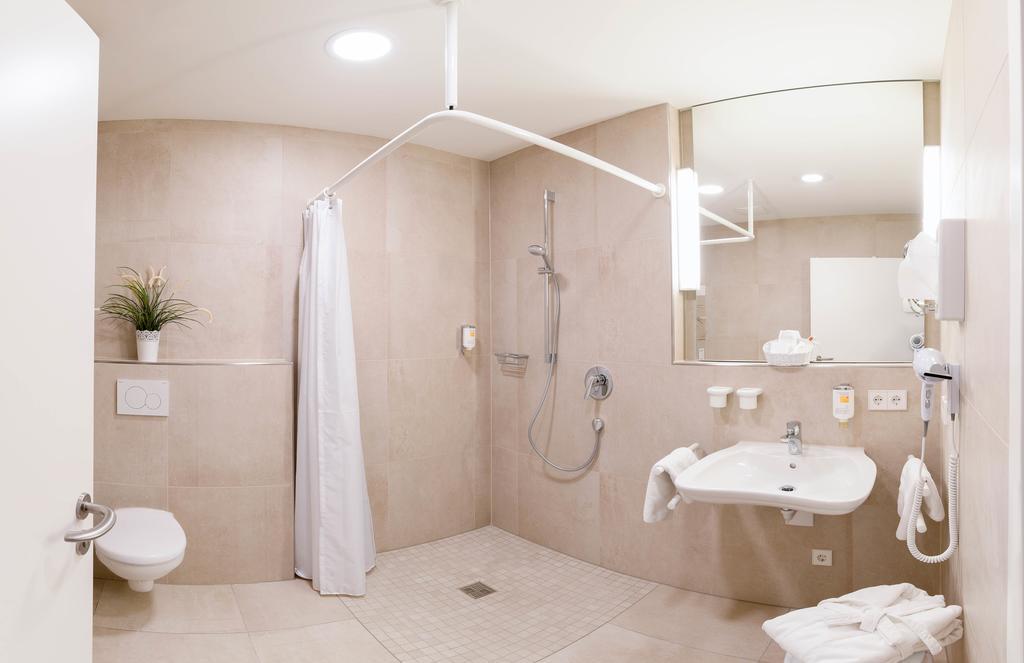 Hotel Adler Post Schwetzingen Zewnętrze zdjęcie