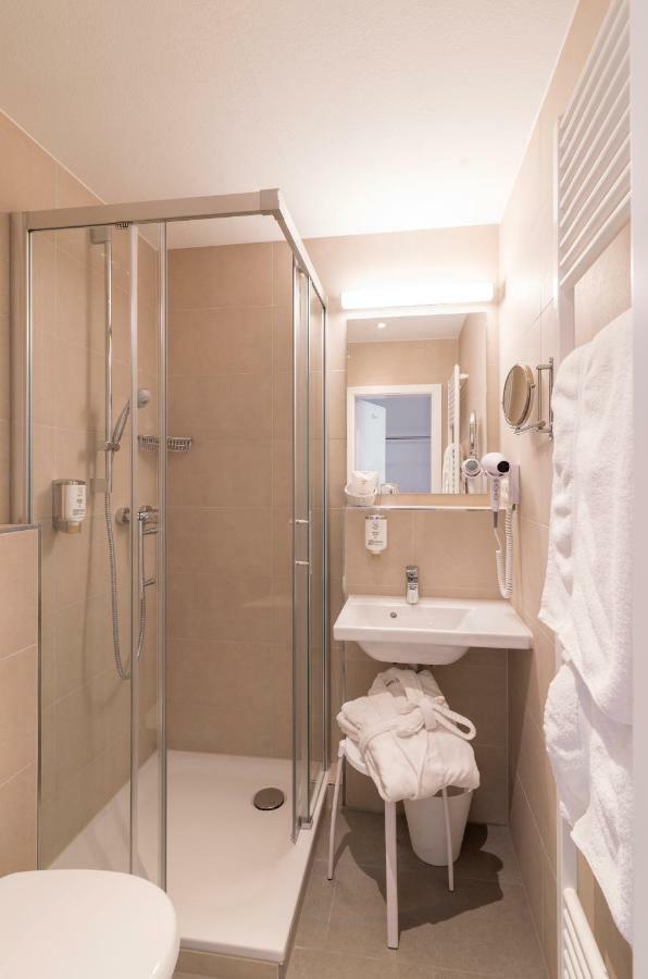 Hotel Adler Post Schwetzingen Zewnętrze zdjęcie